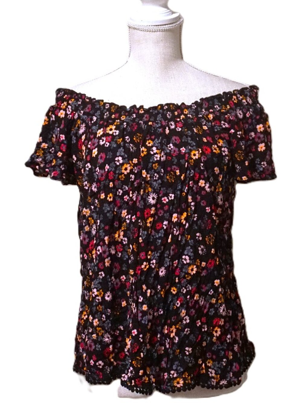 Self Esteem Black with Pink Orange Floral Print Top On Off Shoulder Womenโs Lg
